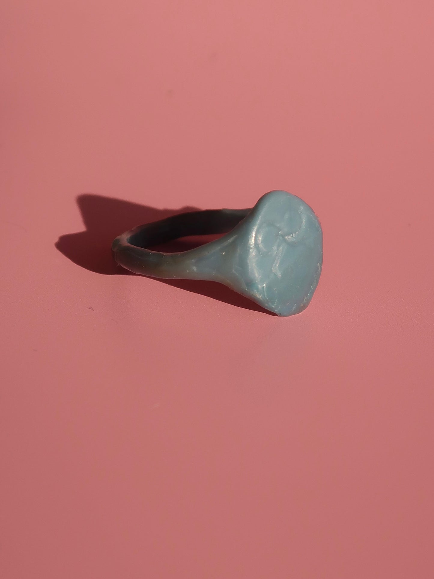 Wax - Bow My! Signet Ring