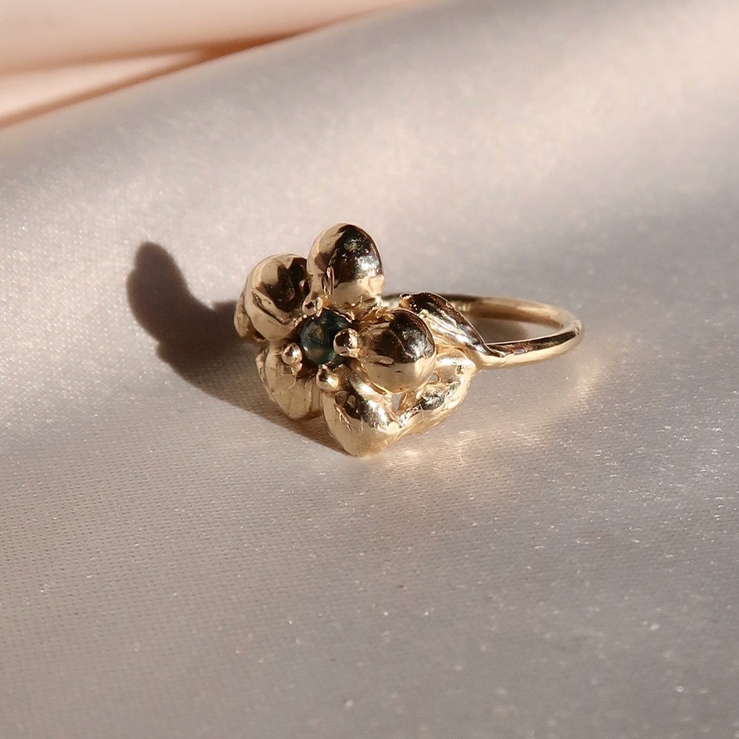Bespoke Daisy Sapphire Ring
