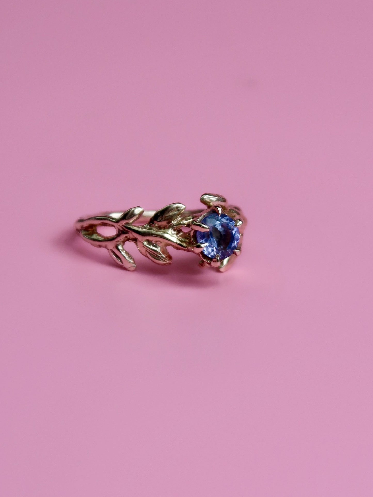 Bespoke Twisted Laurel Sapphire Ring