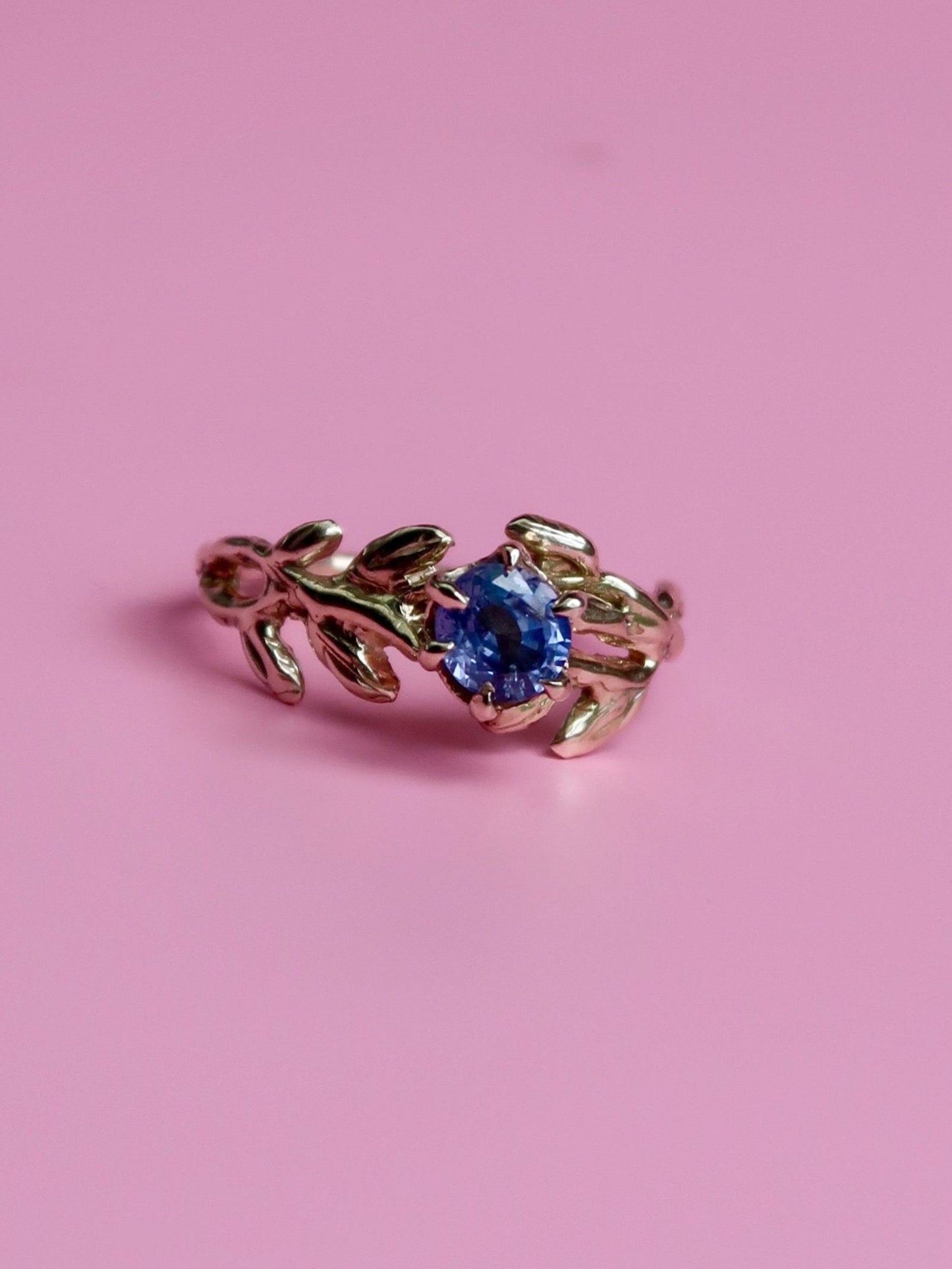 Bespoke Twisted Laurel Sapphire Ring