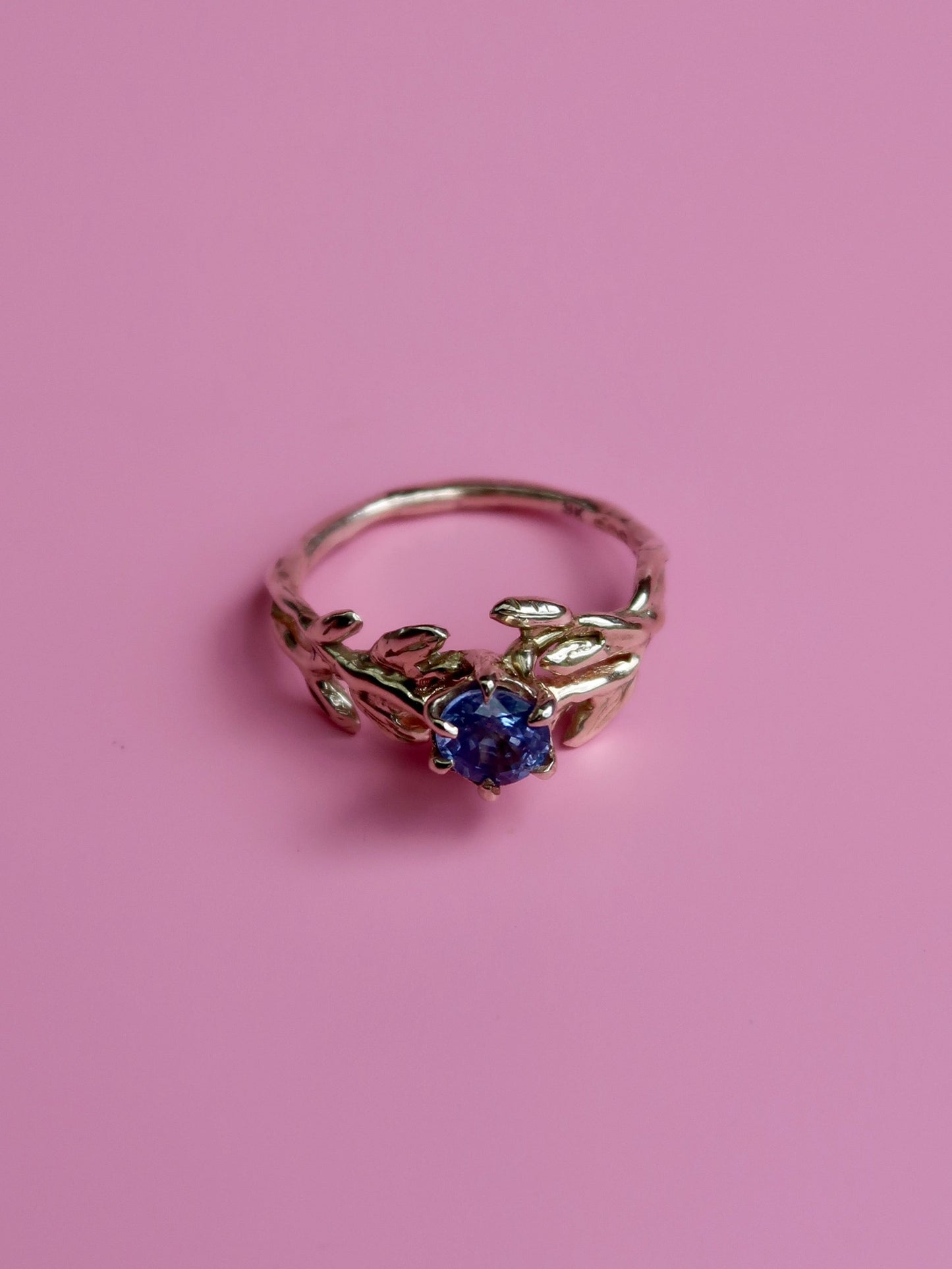 Bespoke Twisted Laurel Sapphire Ring