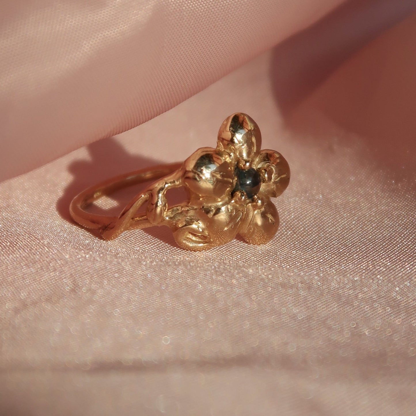 Bespoke Daisy Sapphire Ring