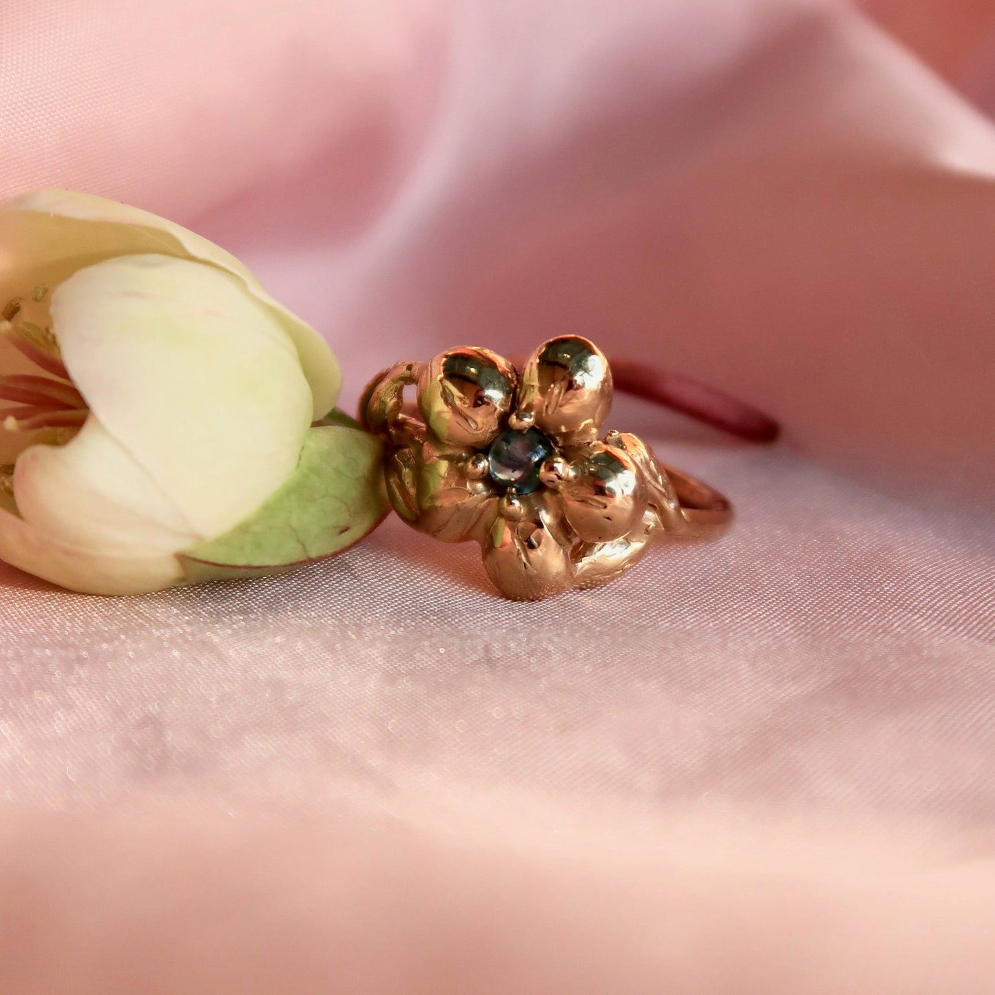 Bespoke Daisy Sapphire Ring