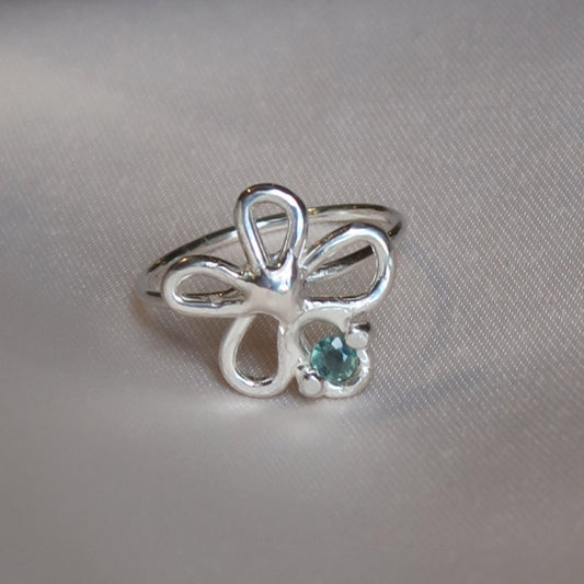 Mini Flirty Flower Ring