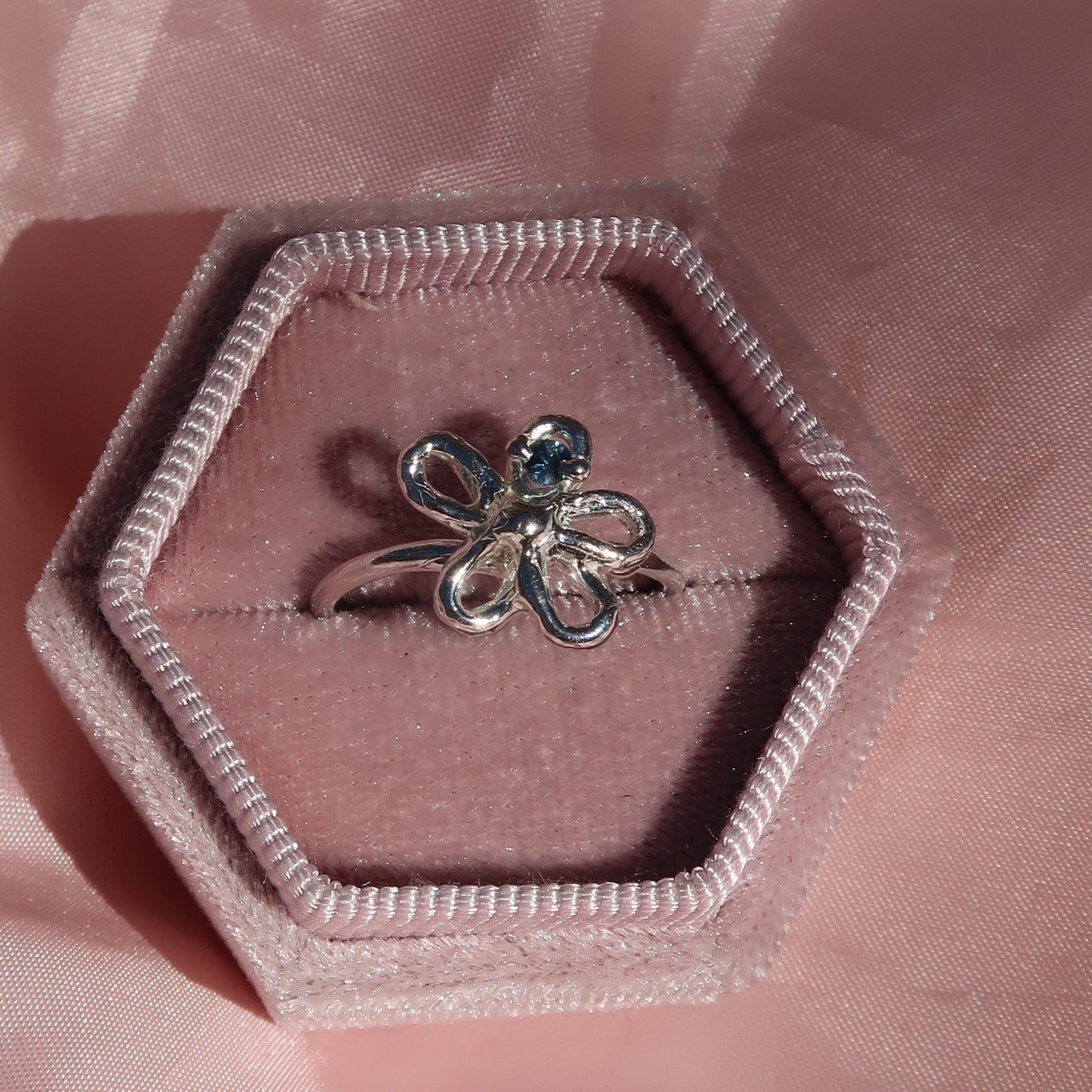 Mini Flirty Flower Ring