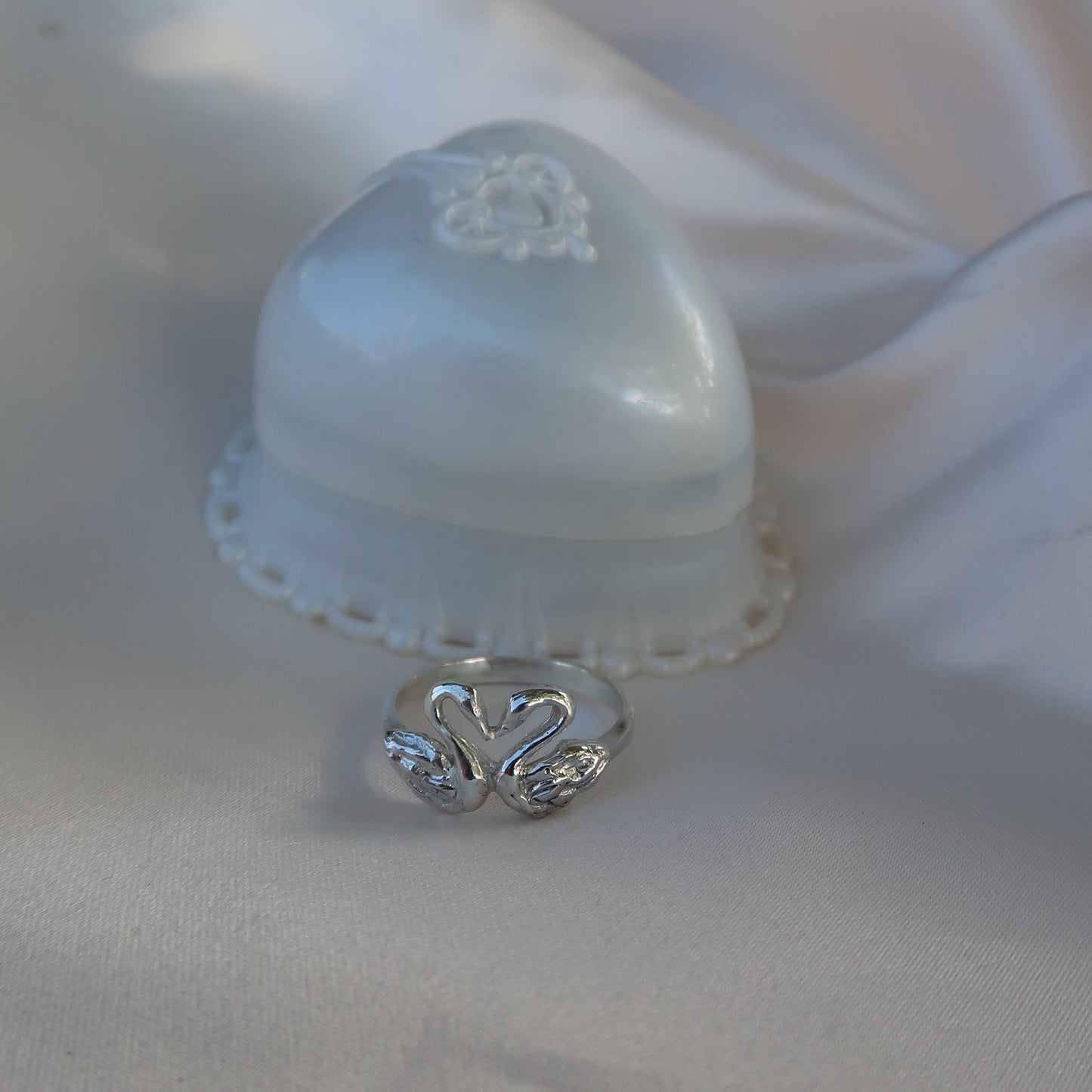 Swan Ring