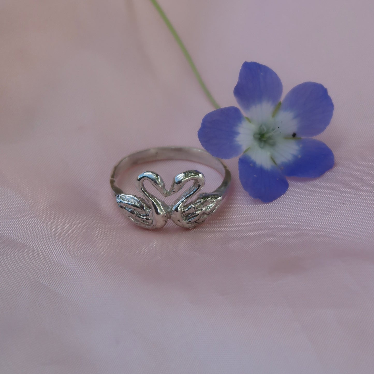 Swan Ring