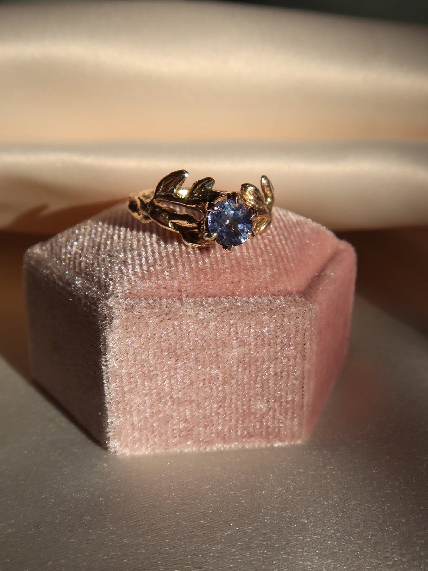 Bespoke Twisted Laurel Sapphire Ring