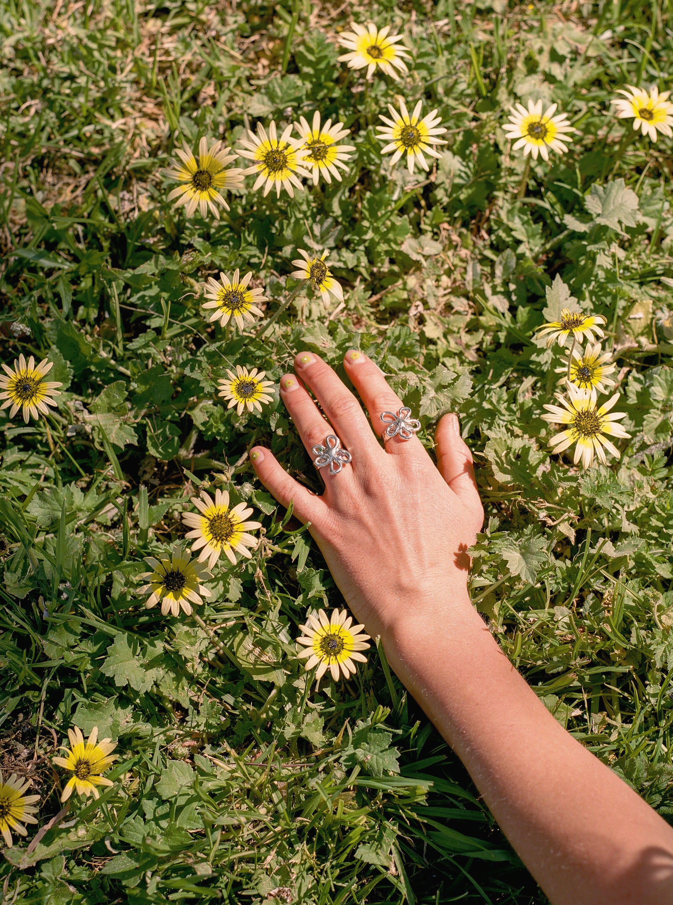 Ring made sale of flowers