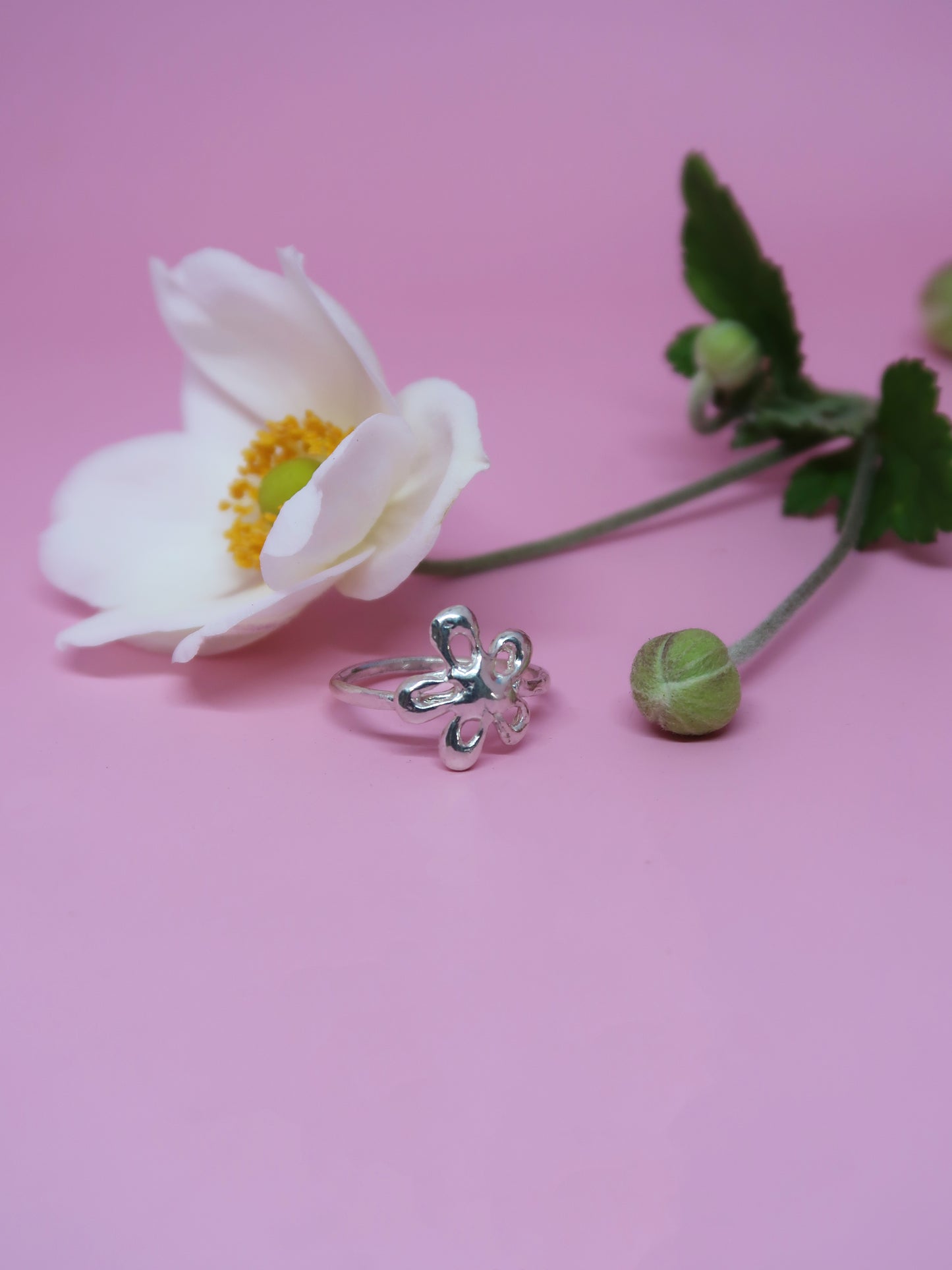 Mini Flirty Flower Ring